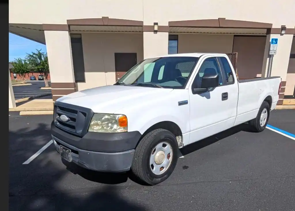 2007 Ford F-150 XL Regular Cab 126-in Styleside's photo