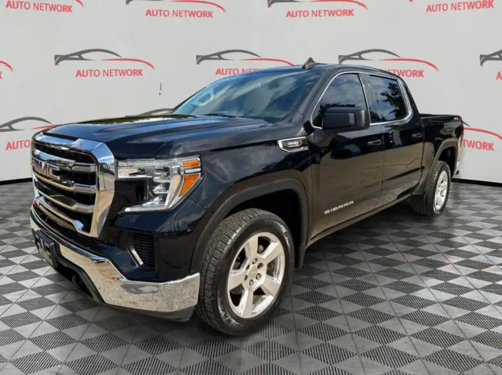 2021 GMC Sierra SLE 4WD Crew Cab Short Box's photo