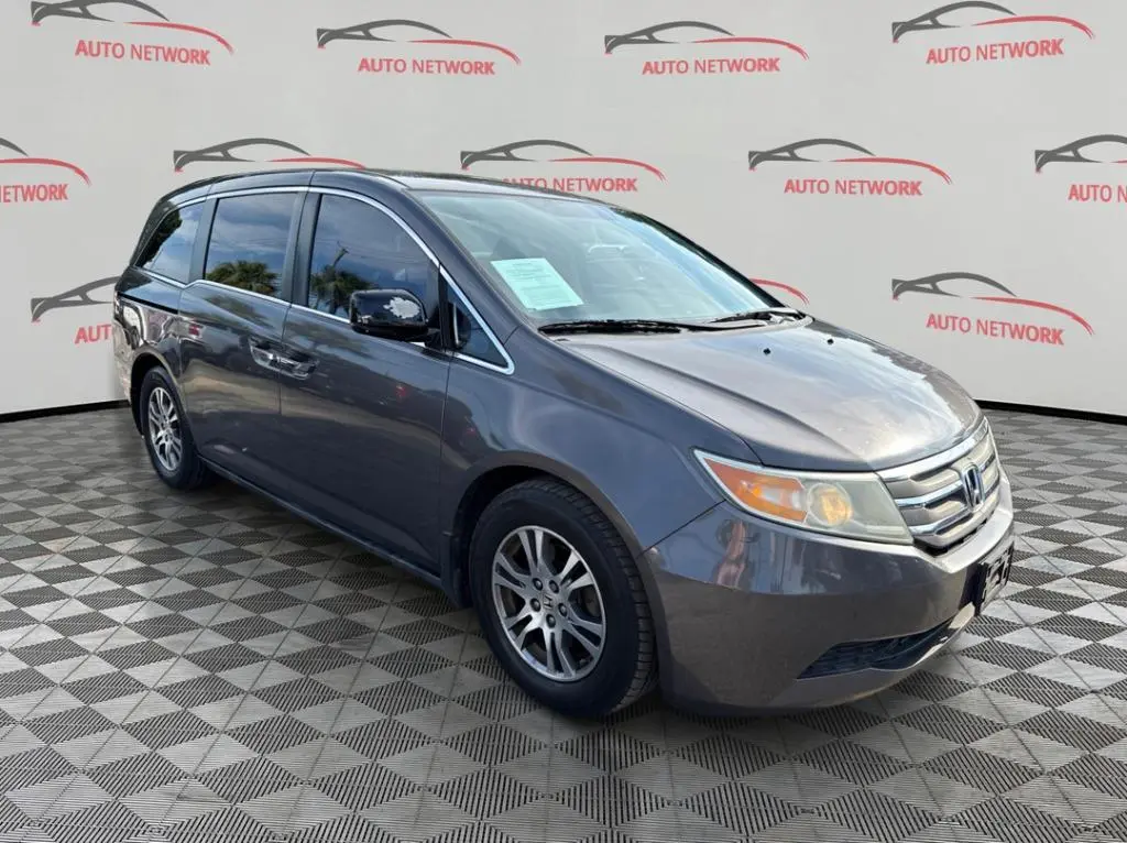 2013 Honda Odyssey EX-L RES System photo 3