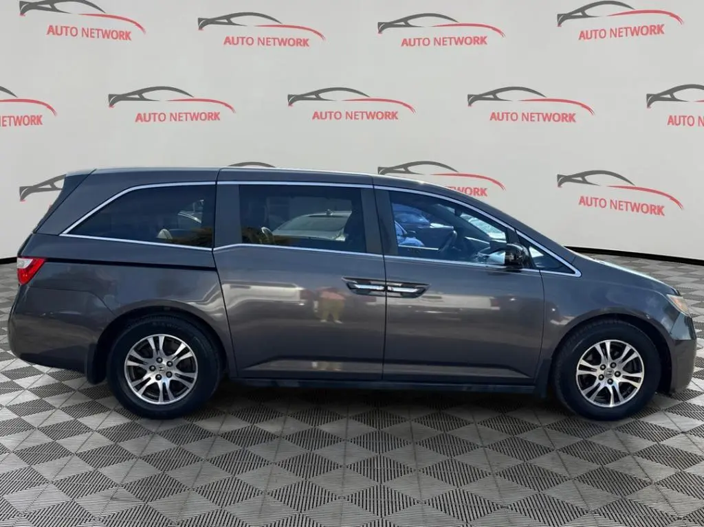 2013 Honda Odyssey EX-L RES System photo 4
