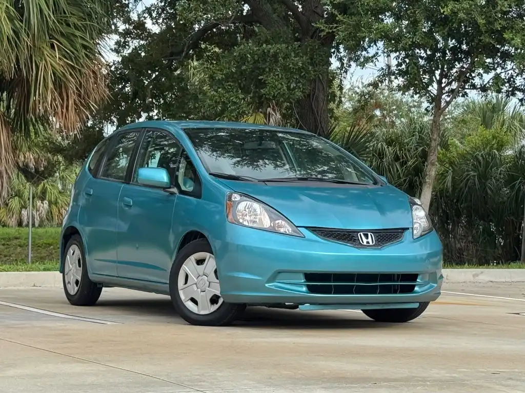 2013 Honda Fit Auto's photo