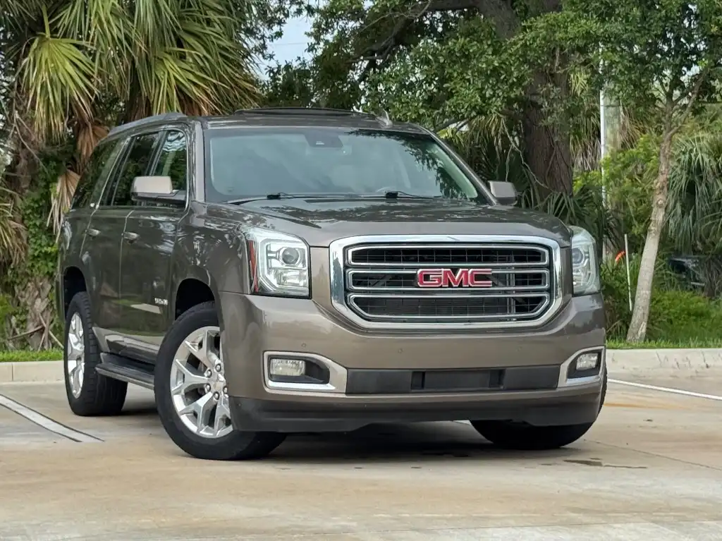 2015 GMC Yukon 4WD SLT's photo