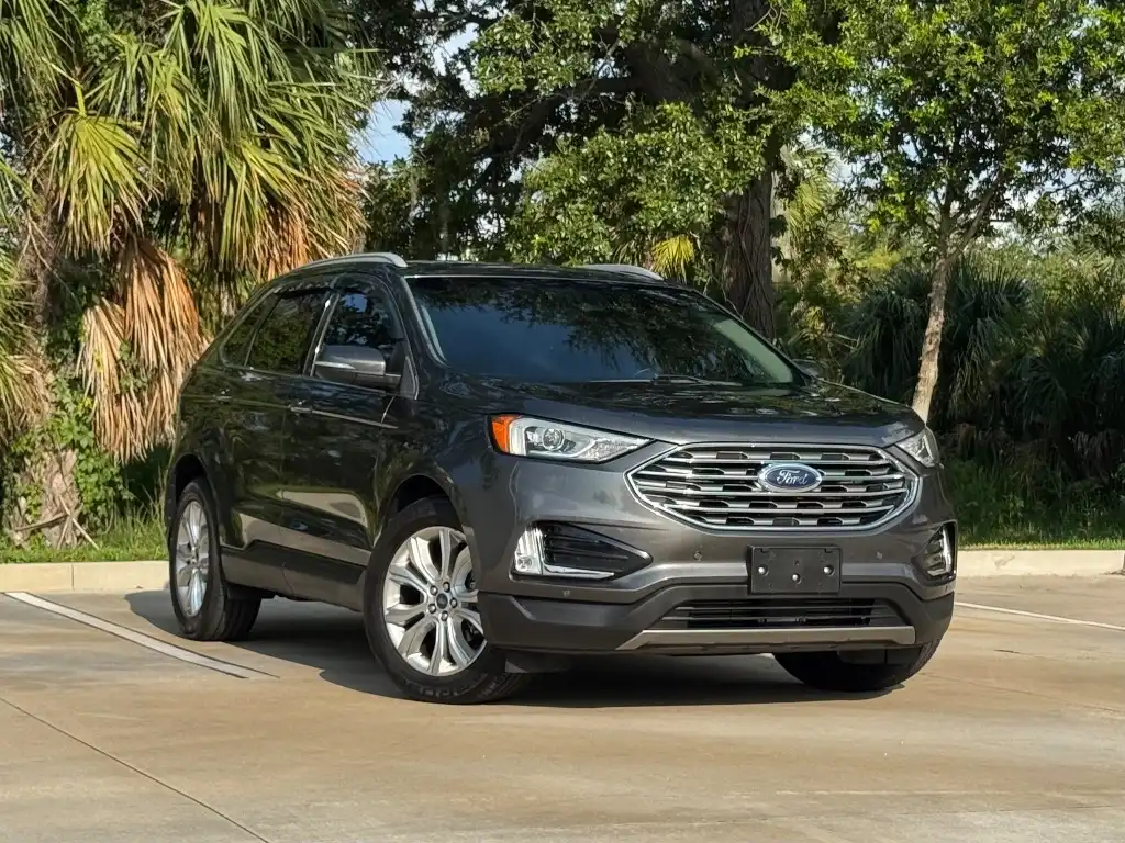 2020 Ford Edge's photo