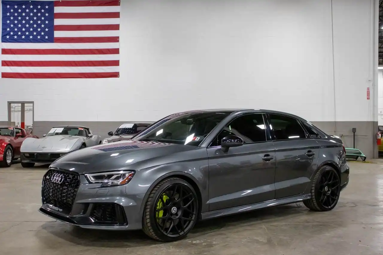2018 Audi RS 3 2.5 TFSI Quattro S tronic's photo