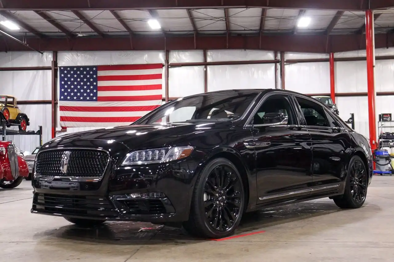 2020 Lincoln Continental Reserve AWD's photo