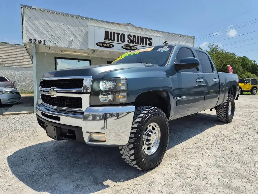 2007 Chevrolet Silverado HD LTZ 4WD Crew Cab SWB's photo