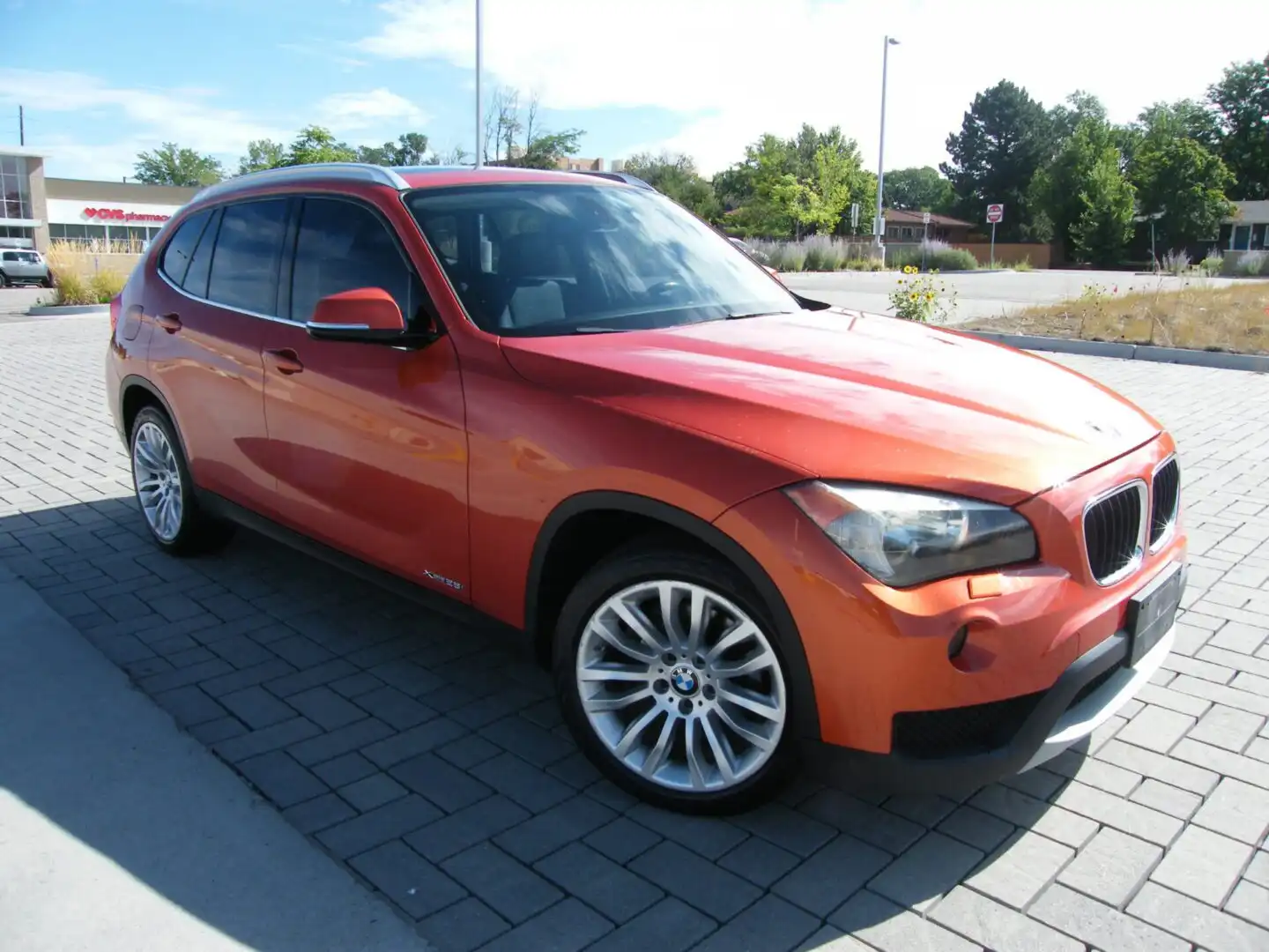 2013 BMW X1 xDrive28i's photo
