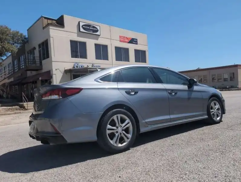 2018 Hyundai Sonata Sport's photo