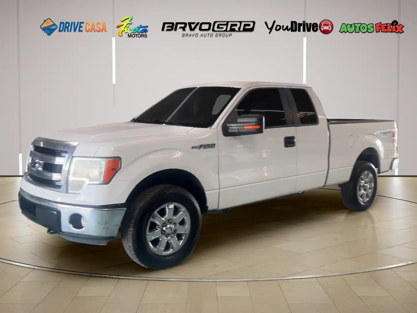 2014 Ford F-150 XLT 4WD SuperCab 145 in's photo
