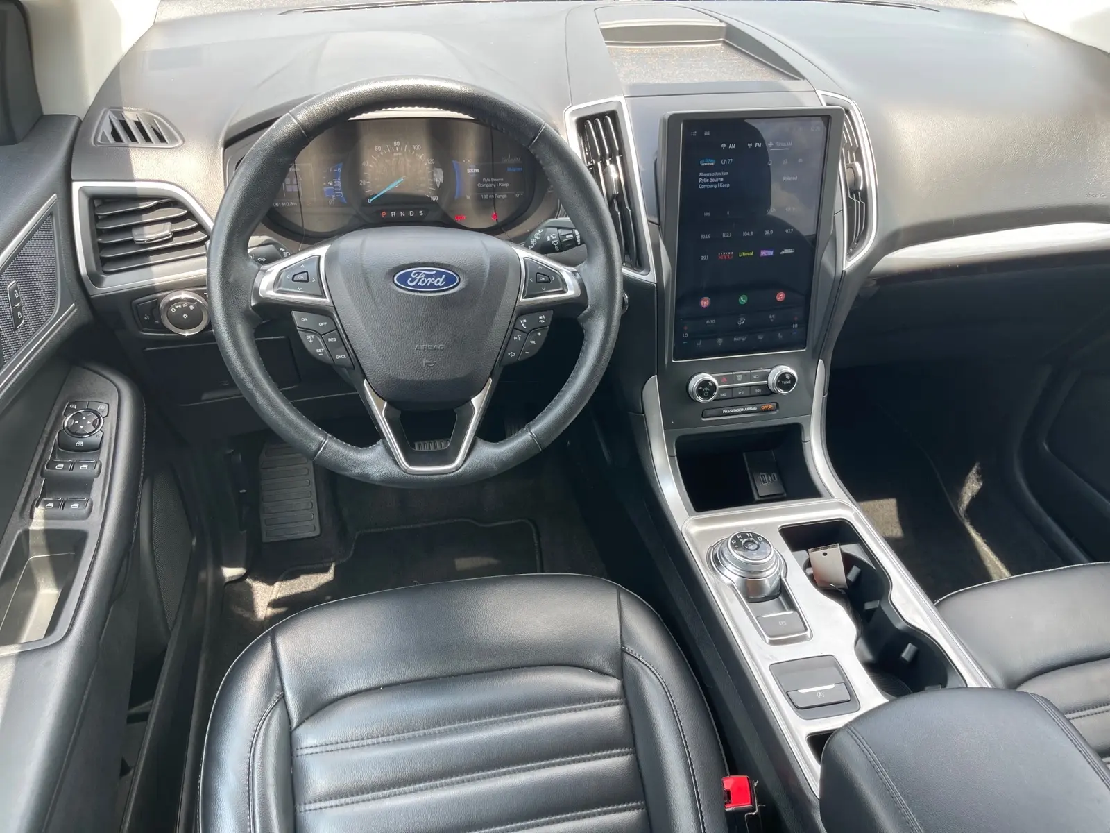 2024 Ford Edge undefined photo 3
