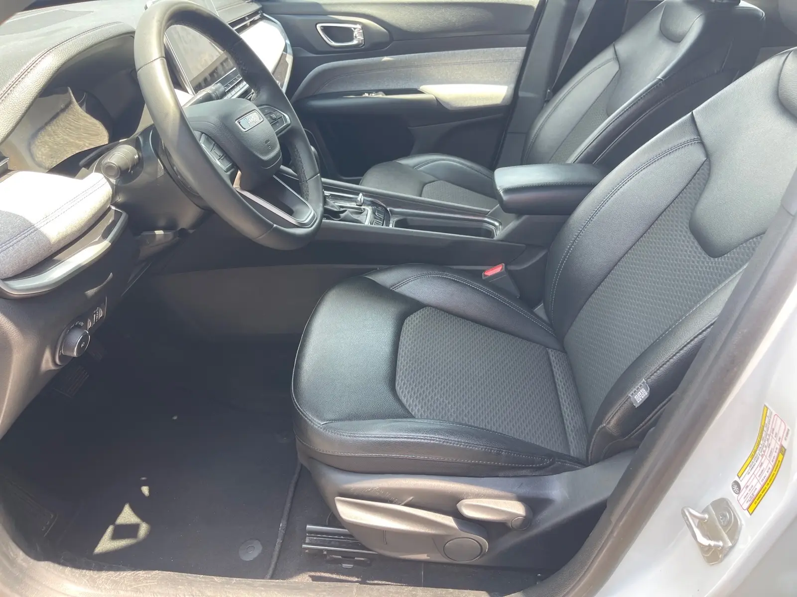 2024 Jeep Compass Latitude 4X4 photo 5
