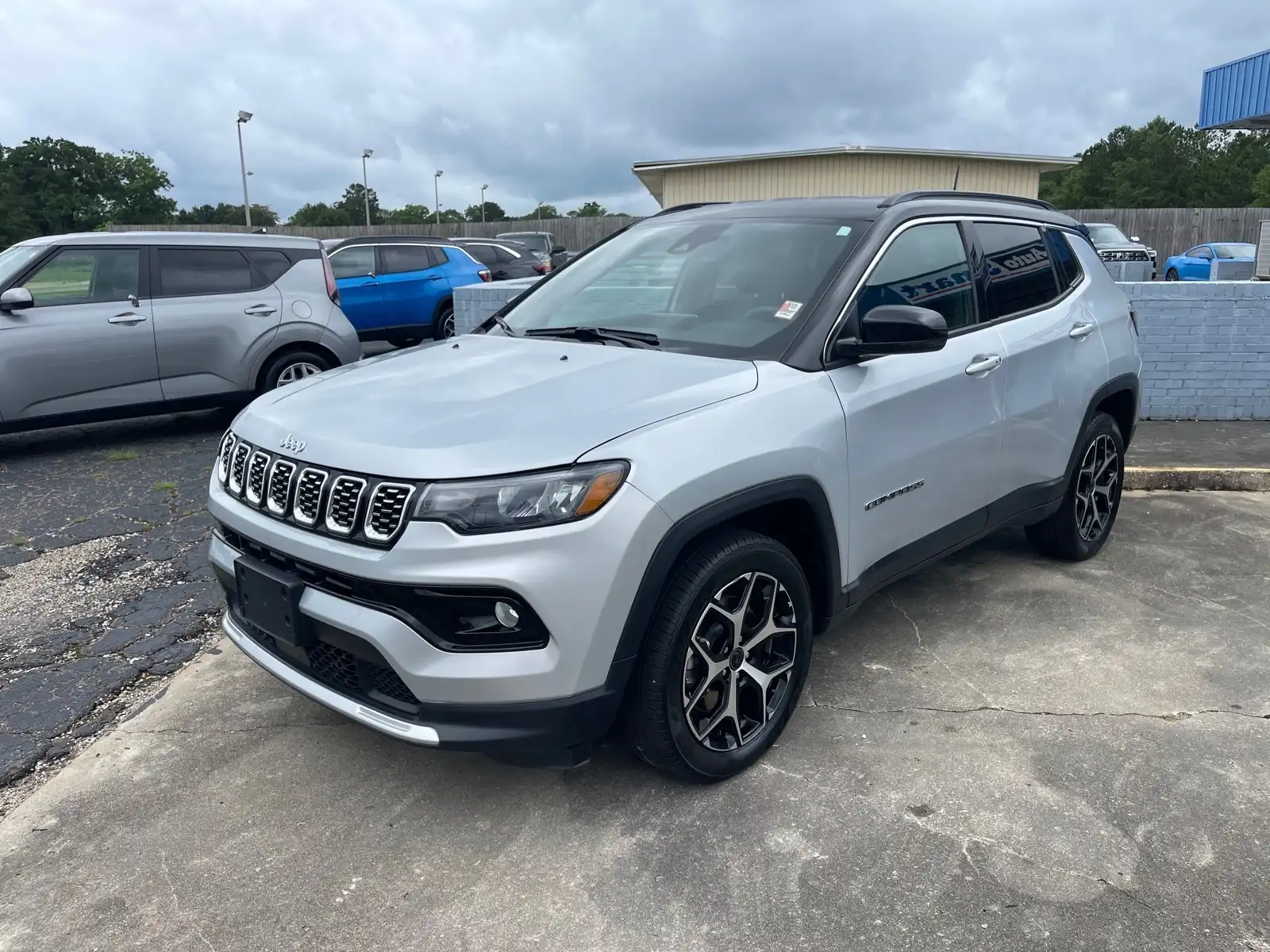 2025 Jeep Compass Limited 4X4's photo