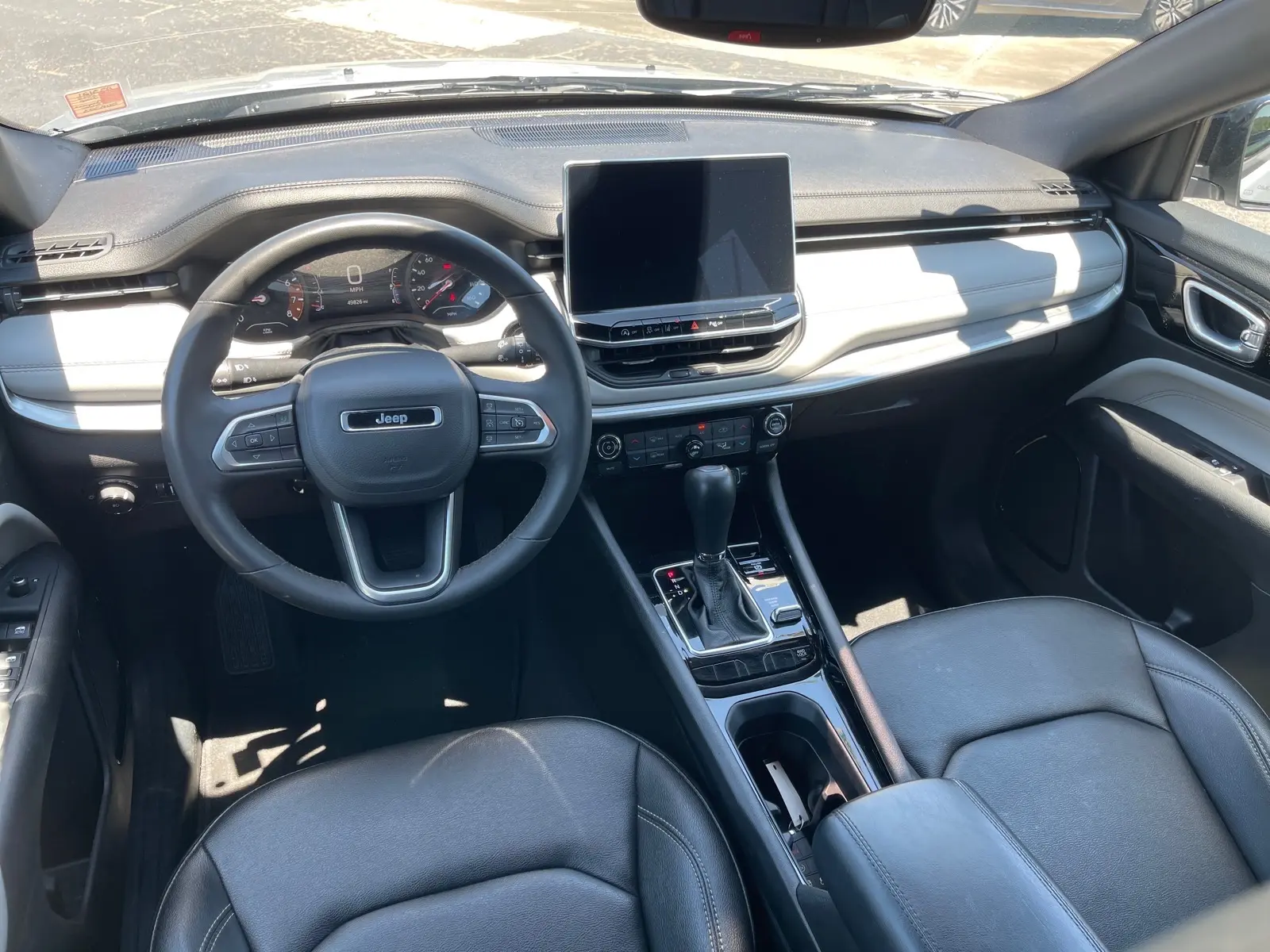 2025 Jeep Compass Limited 4X4 photo 3