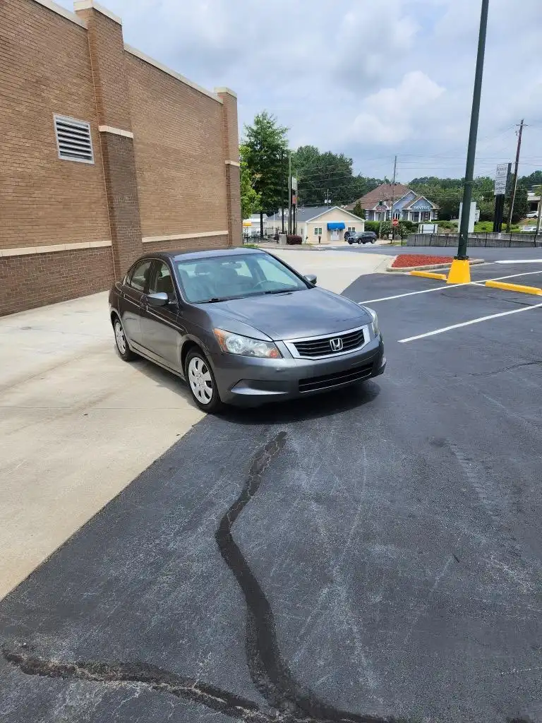 2010 Honda Accord LX Auto's photo