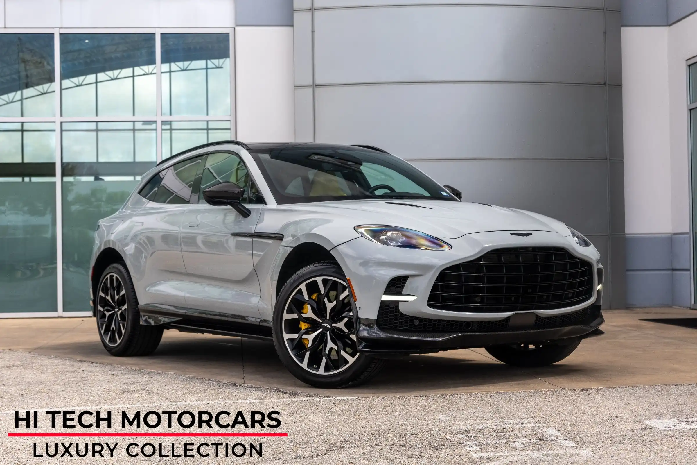 2023 Aston Martin DBX 4.0 V8 707 AWD's photo