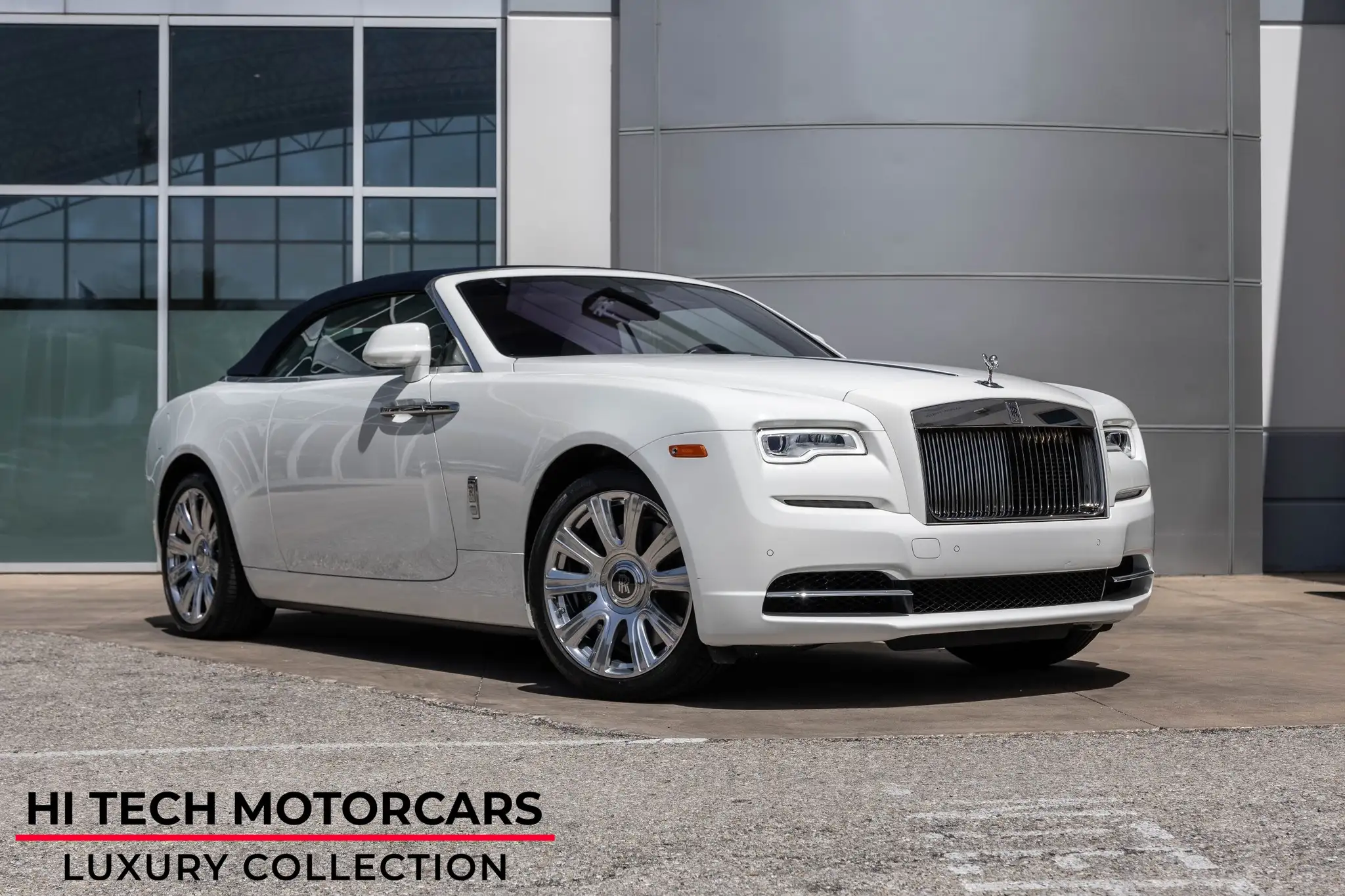 2017 Rolls-Royce Dawn Base's photo