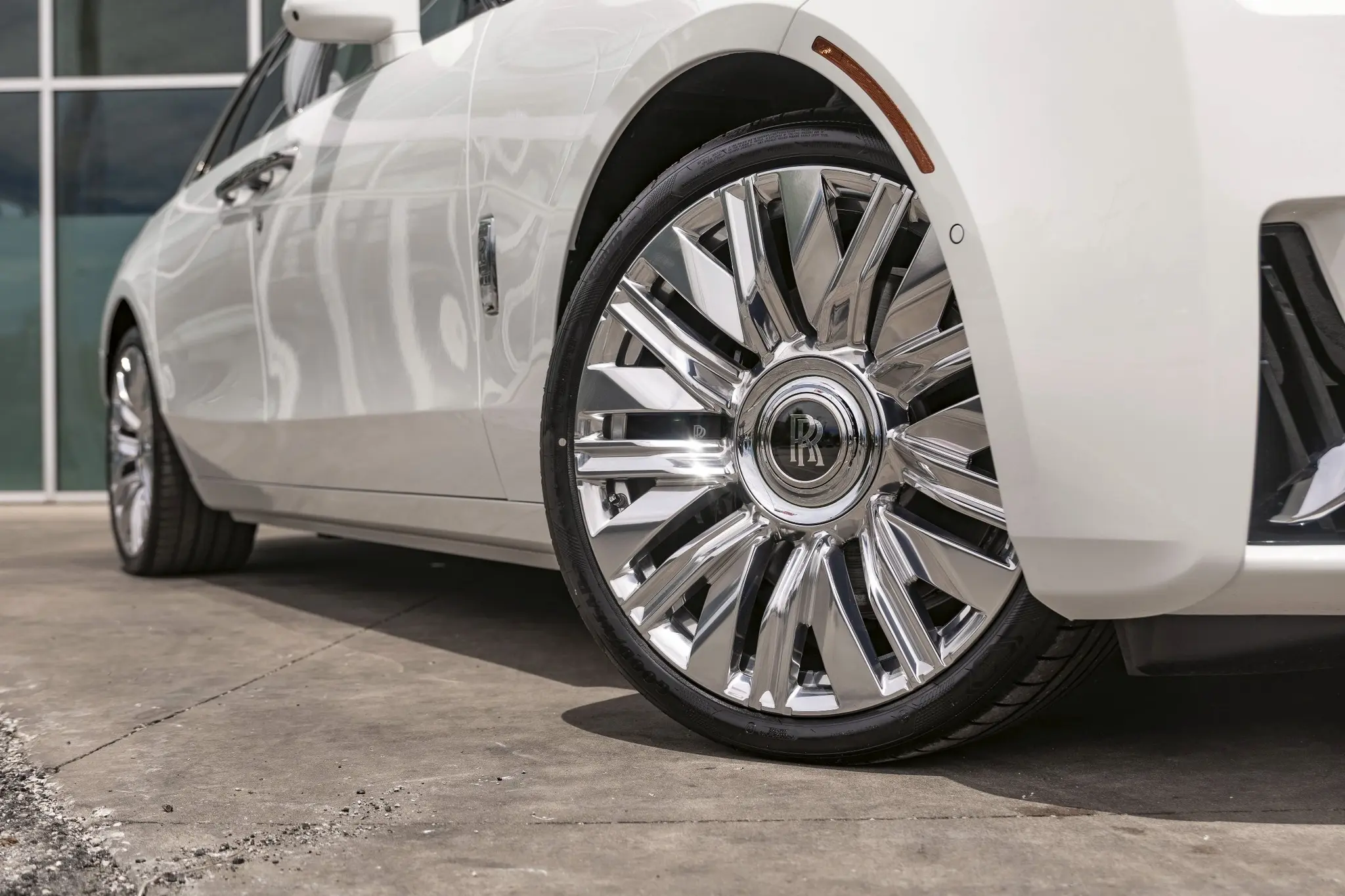 2026 Rolls-Royce Ghost Ghost photo 4