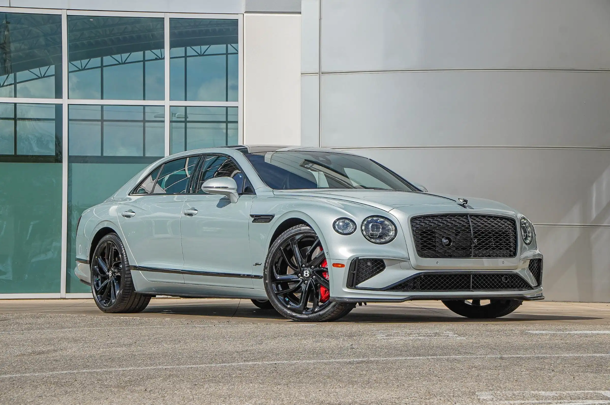 2026 Bentley Flying Spur Speed's photo