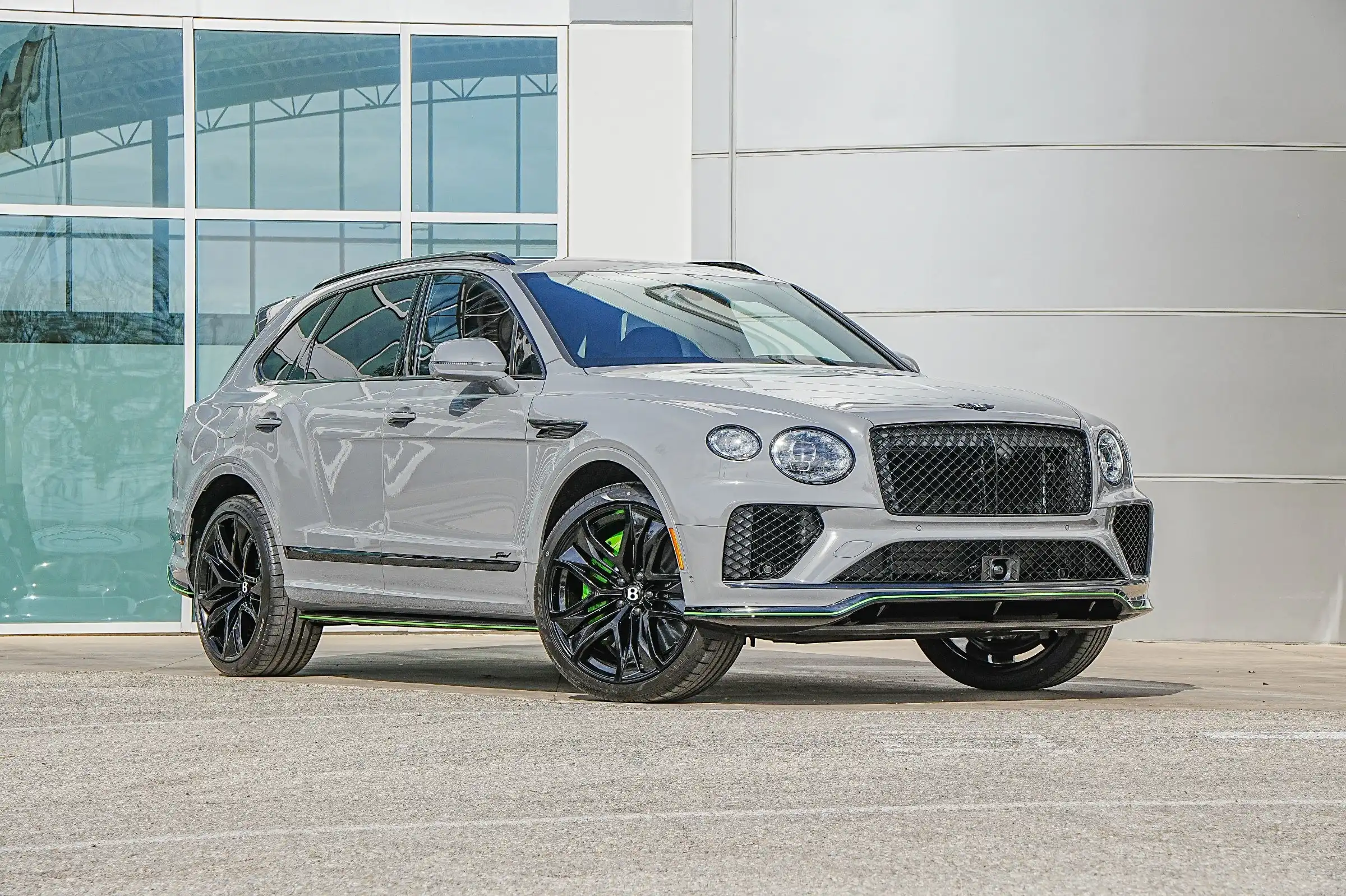 2026 Bentley Bentayga Speed's photo