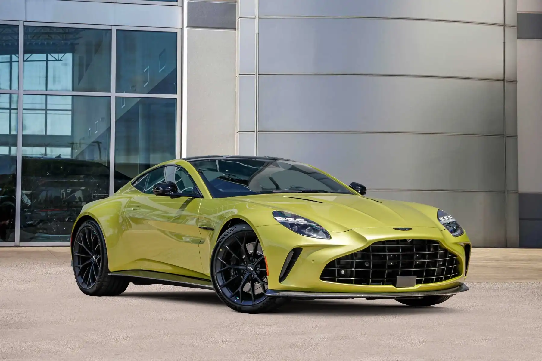 2025 Aston Martin Vantage 4.0 V8 AUTO's photo