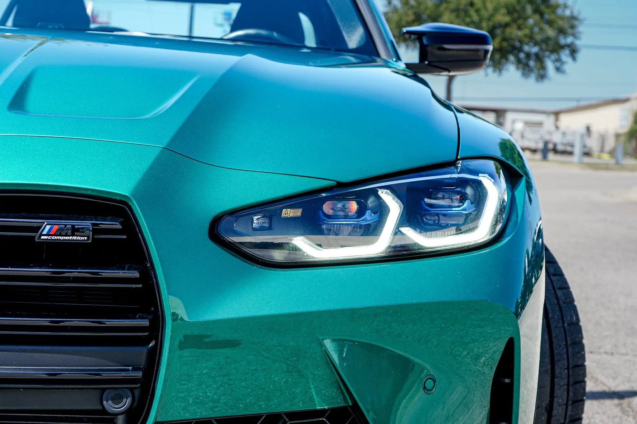 2023 BMW M3 Competition photo 4