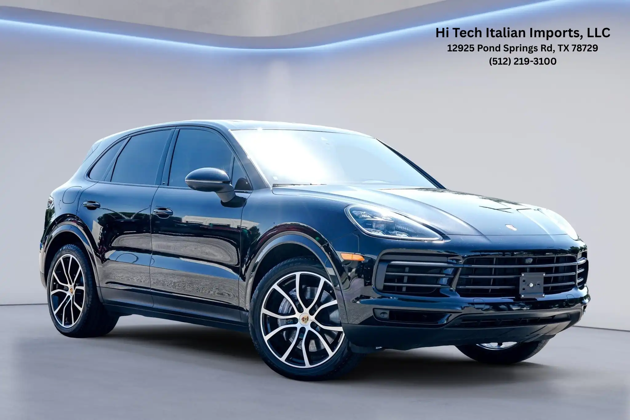 2022 Porsche Cayenne Platinum Edition's photo