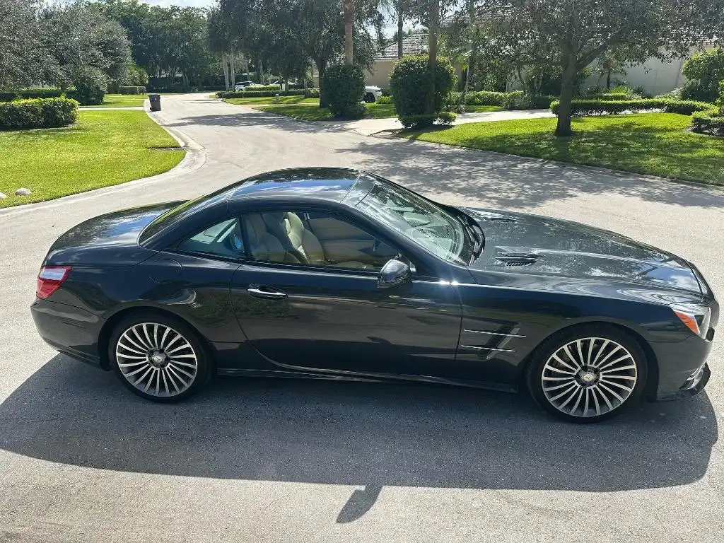 2013 Mercedes-Benz SL SL550's photo