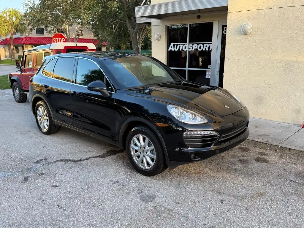 2014 Porsche Cayenne Tiptronic's photo