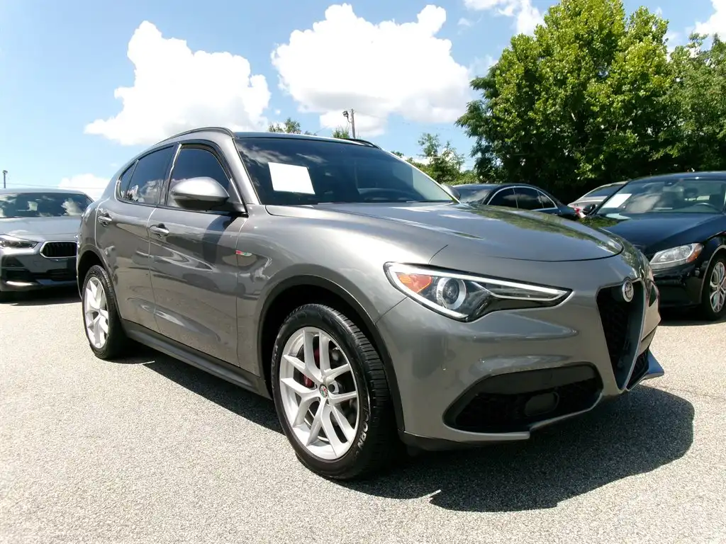 2019 Alfa Romeo Stelvio Sport AWD's photo