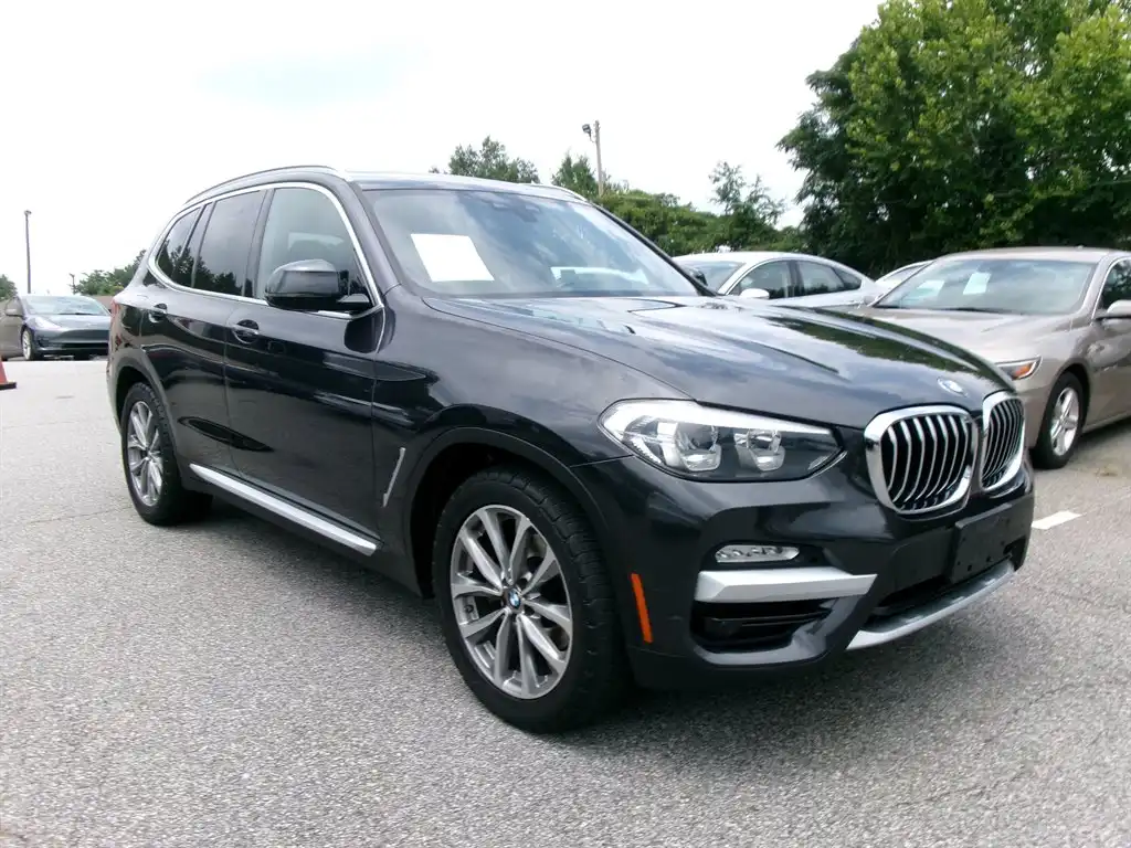 2019 BMW X3 sDrive30i's photo