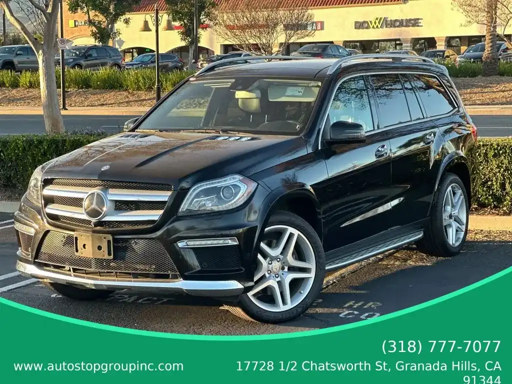 2016 Mercedes-Benz GL-Class GL550's photo