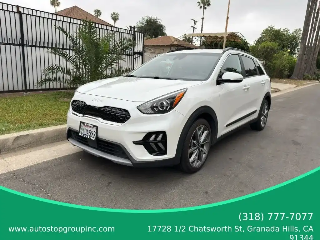 2022 Kia Niro Touring SE's photo