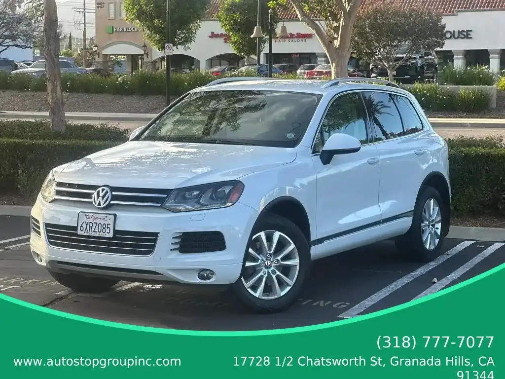 2013 Volkswagen Touareg Sport TDI's photo