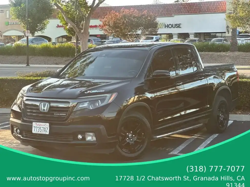 2017 Honda Ridgeline Black Edition's photo