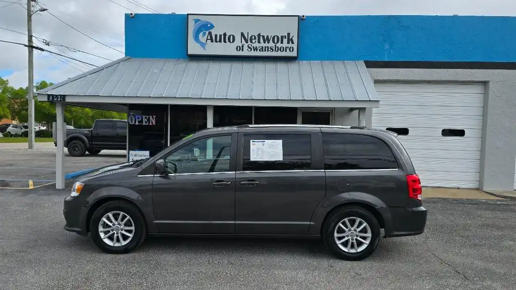 2019 Dodge Grand Caravan SXT's photo