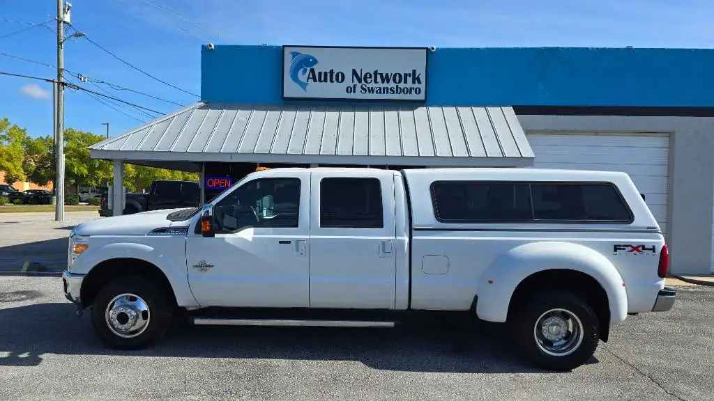 2011 Ford F-350 Lariat 4WD Crew Cab DRW 172 in's photo