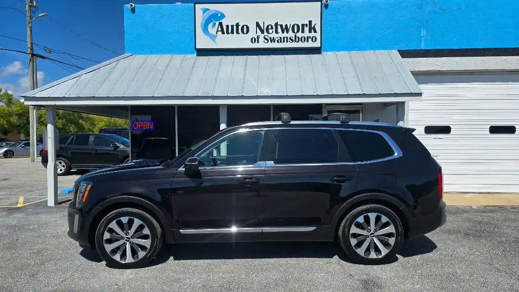 2022 Kia Telluride EX FWD's photo