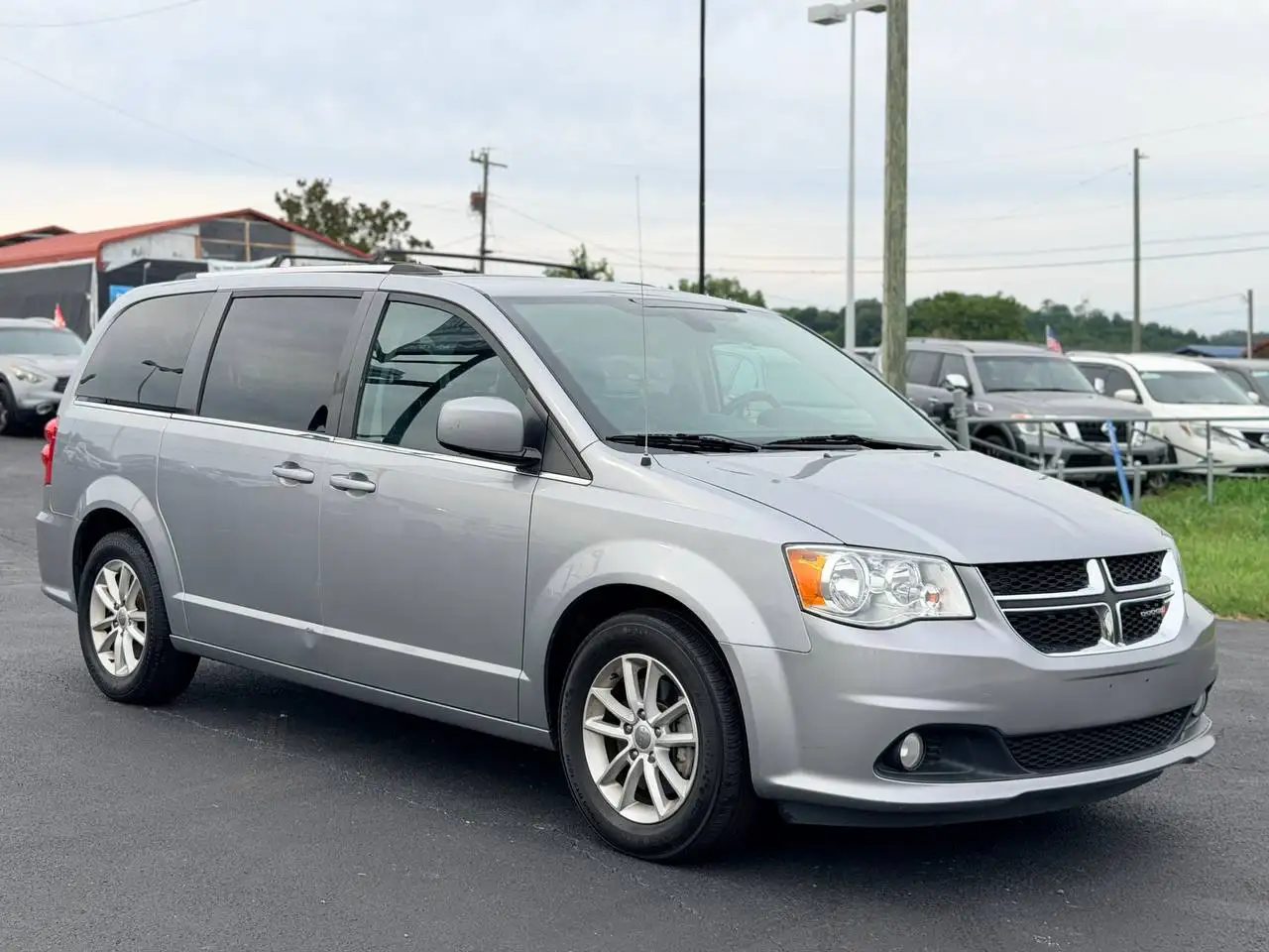 2019 Dodge Grand Caravan SXT's photo