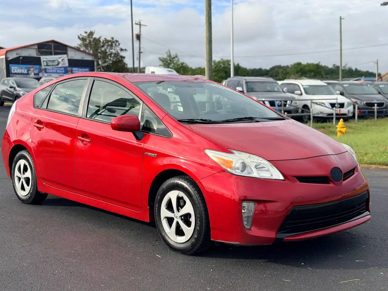 2015 Toyota Prius Two's photo