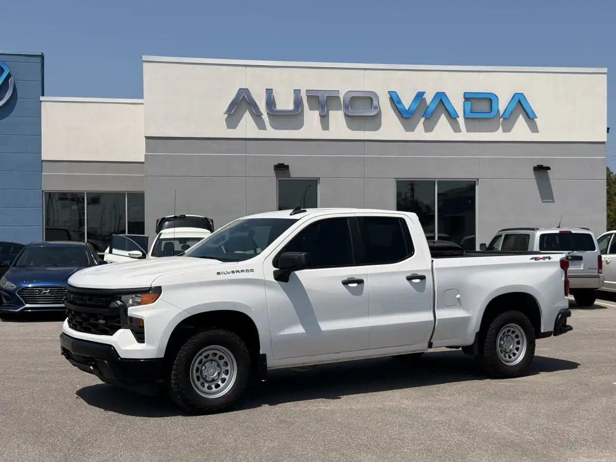 2023 Chevrolet Silverado 1500 Work Truck 1WT 4X4 Double Cab Std Box's photo