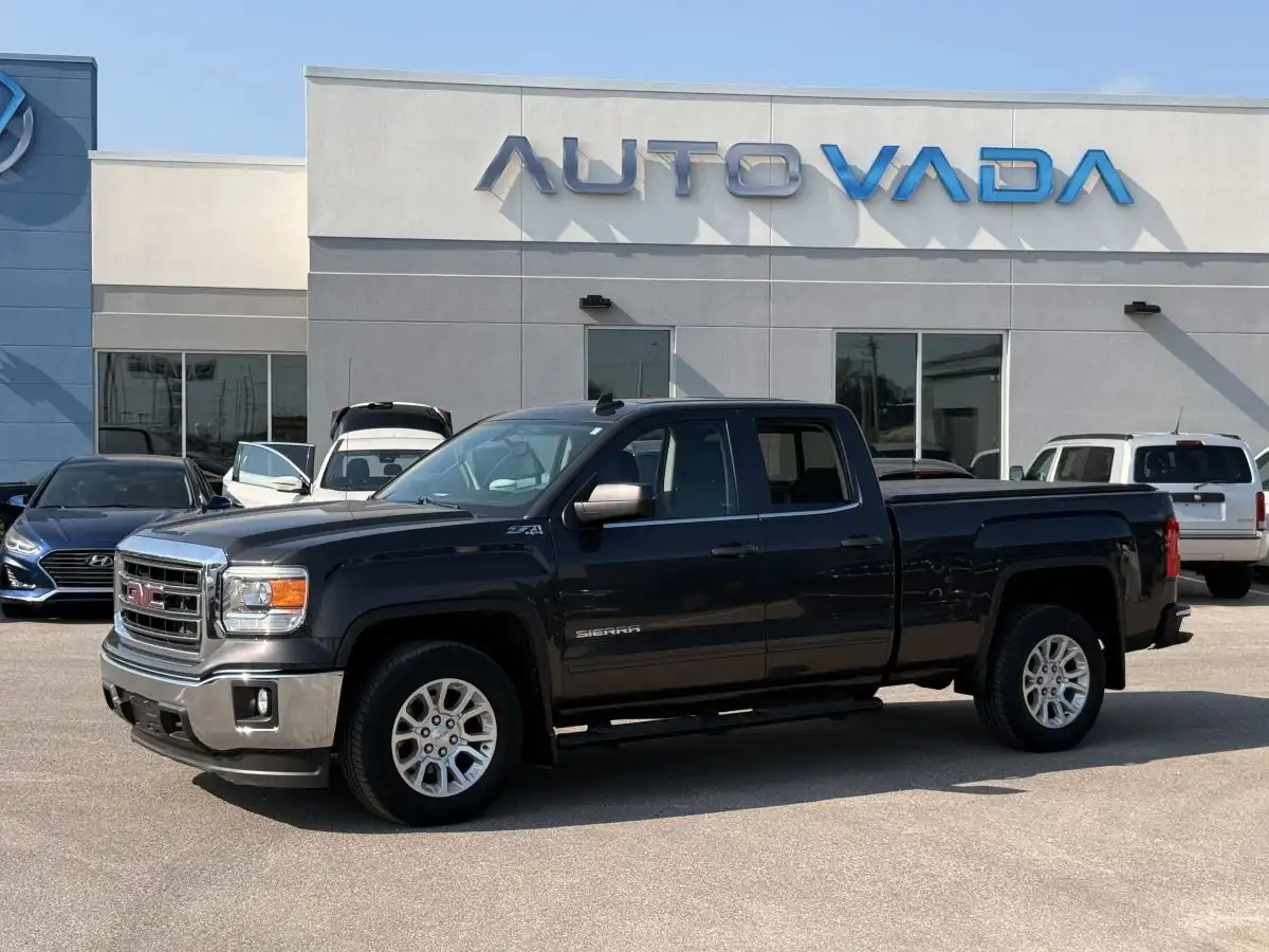 2015 GMC Sierra 4WD Double Cab SLE SWB's photo