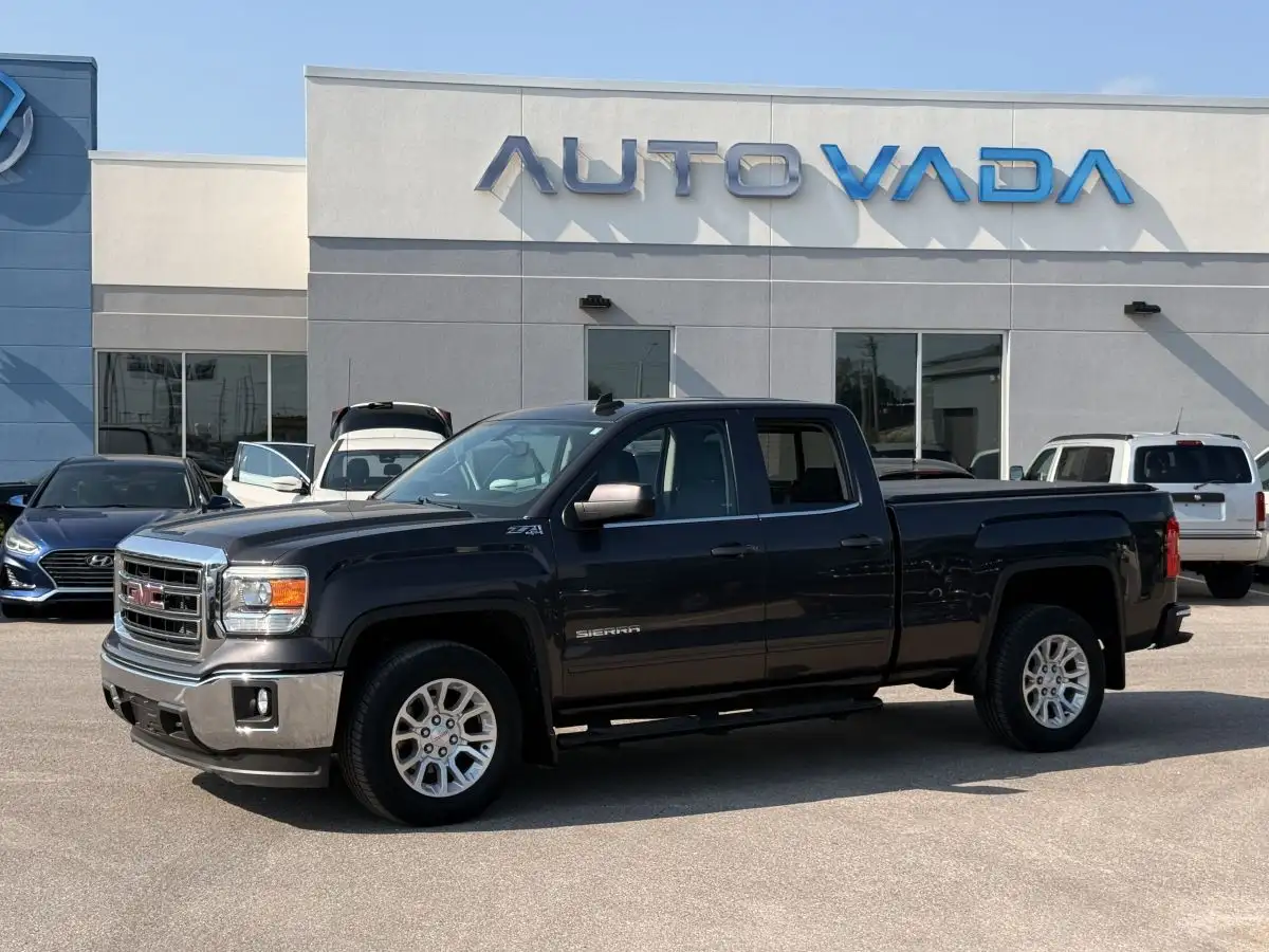 2015 GMC Sierra 4WD Double Cab SLE SWB's photo