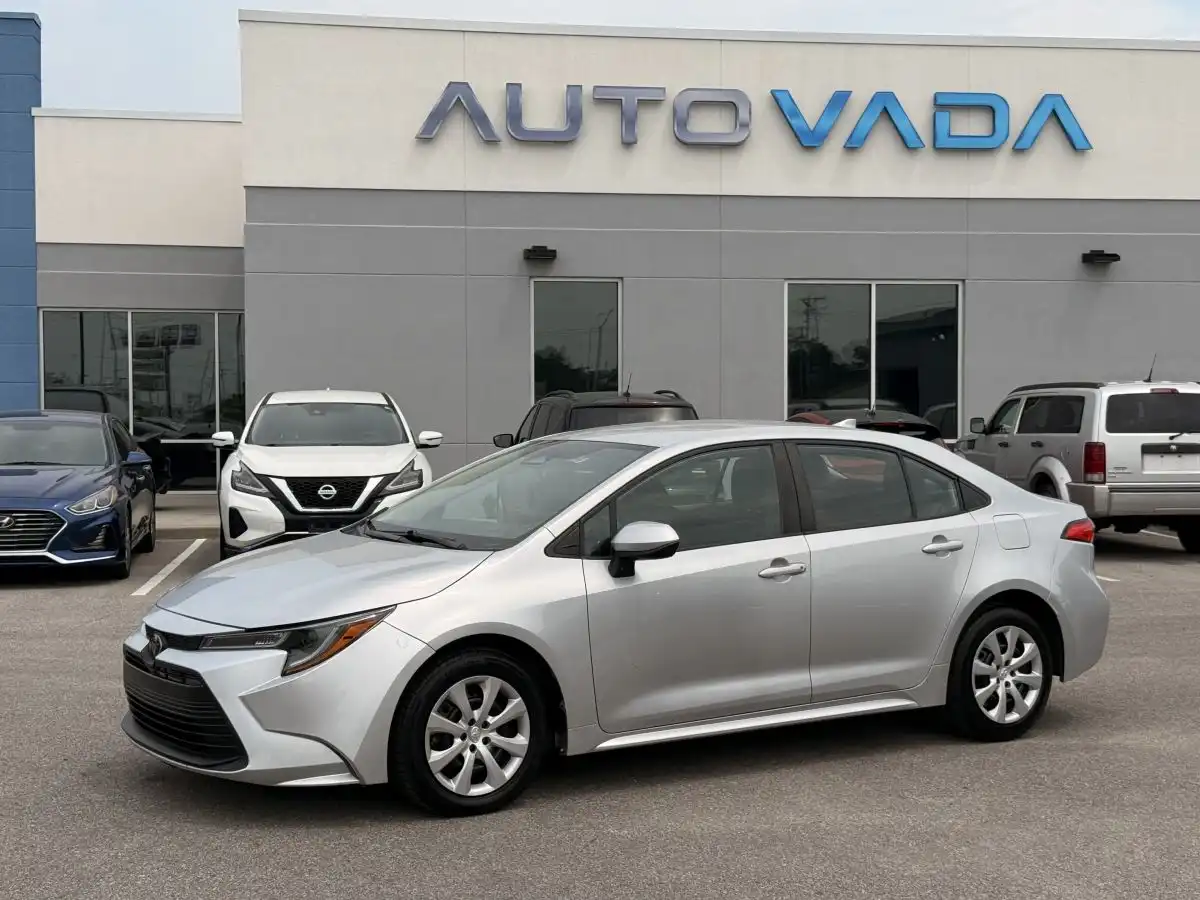 2023 Toyota Corolla LE CVT's photo