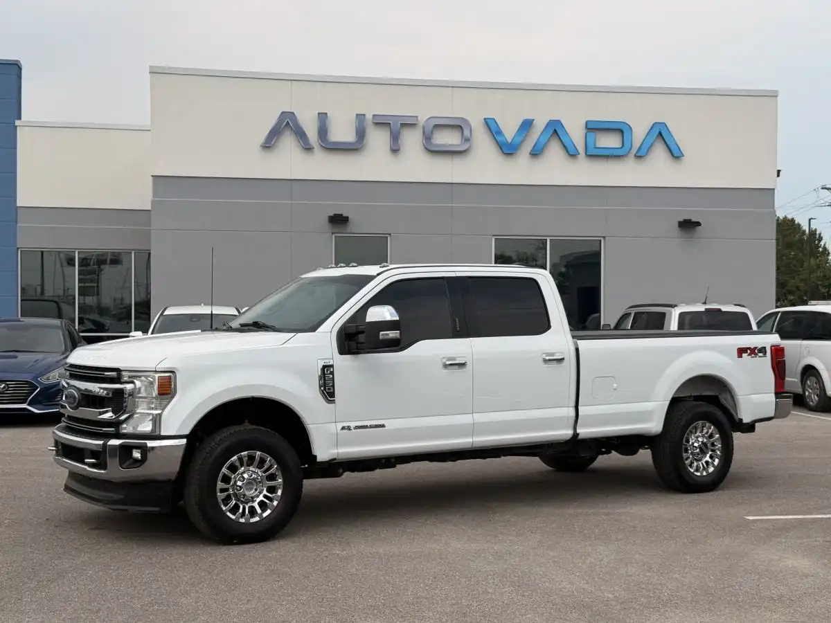2022 Ford F-250 XLT 4x4 Crew Cab 8' Box's photo