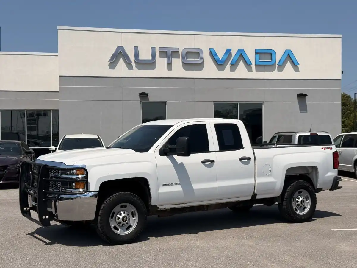 2019 Chevrolet Silverado HD Work Truck 4WD Double Cab Standard Box's photo