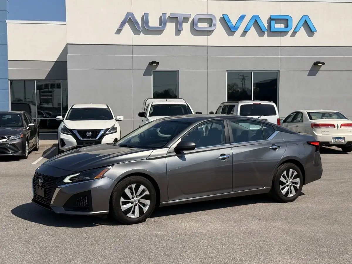 2023 Nissan Altima 2.5 S's photo