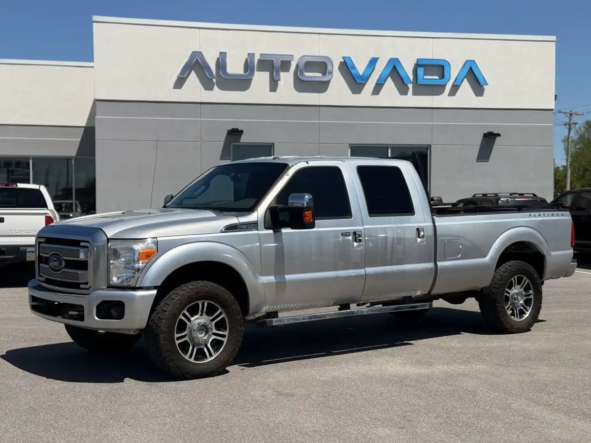 2015 Ford F-350 Platinum 4x4 Crew Cab 172-In SRW's photo