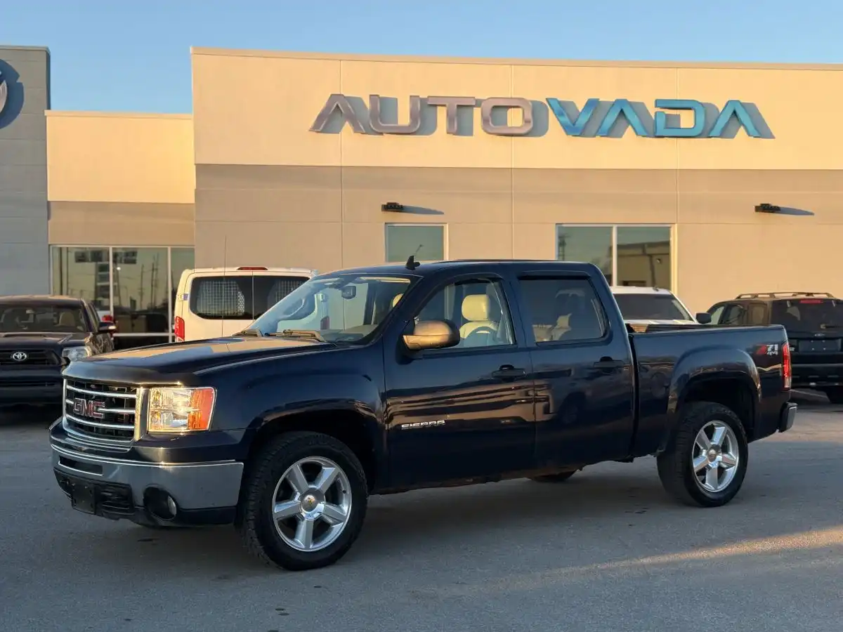 2012 GMC Sierra 4WD Crew Cab SLE SWB's photo