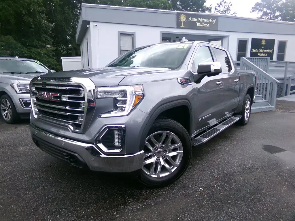 2021 GMC Sierra SLT 4WD Crew Cab Short Box's photo