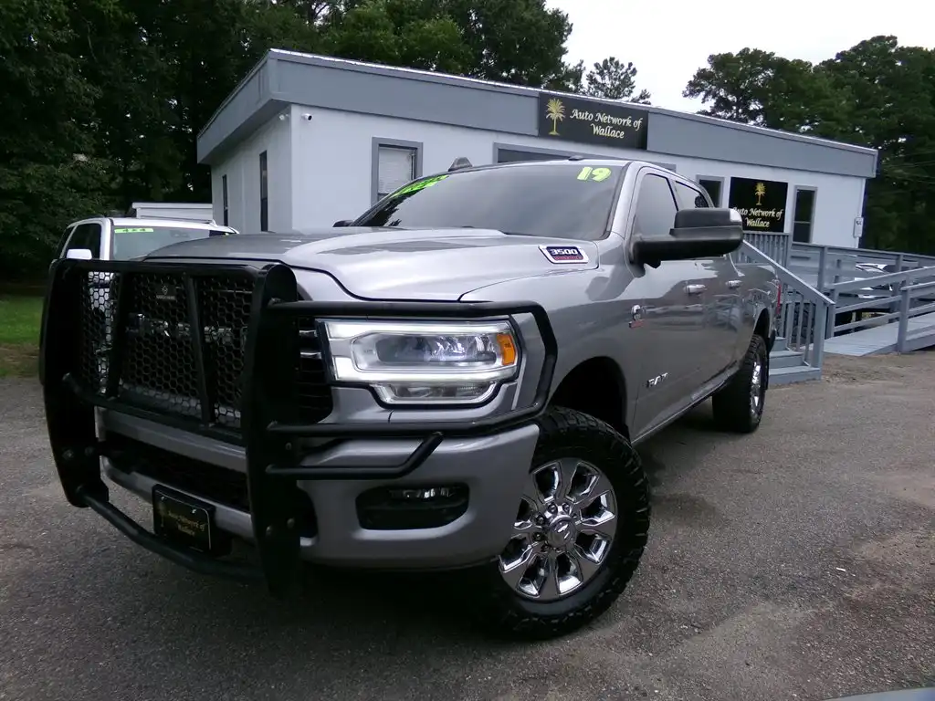 2019 RAM 3500 Big Horn 4X4 Crew Cab SWB's photo